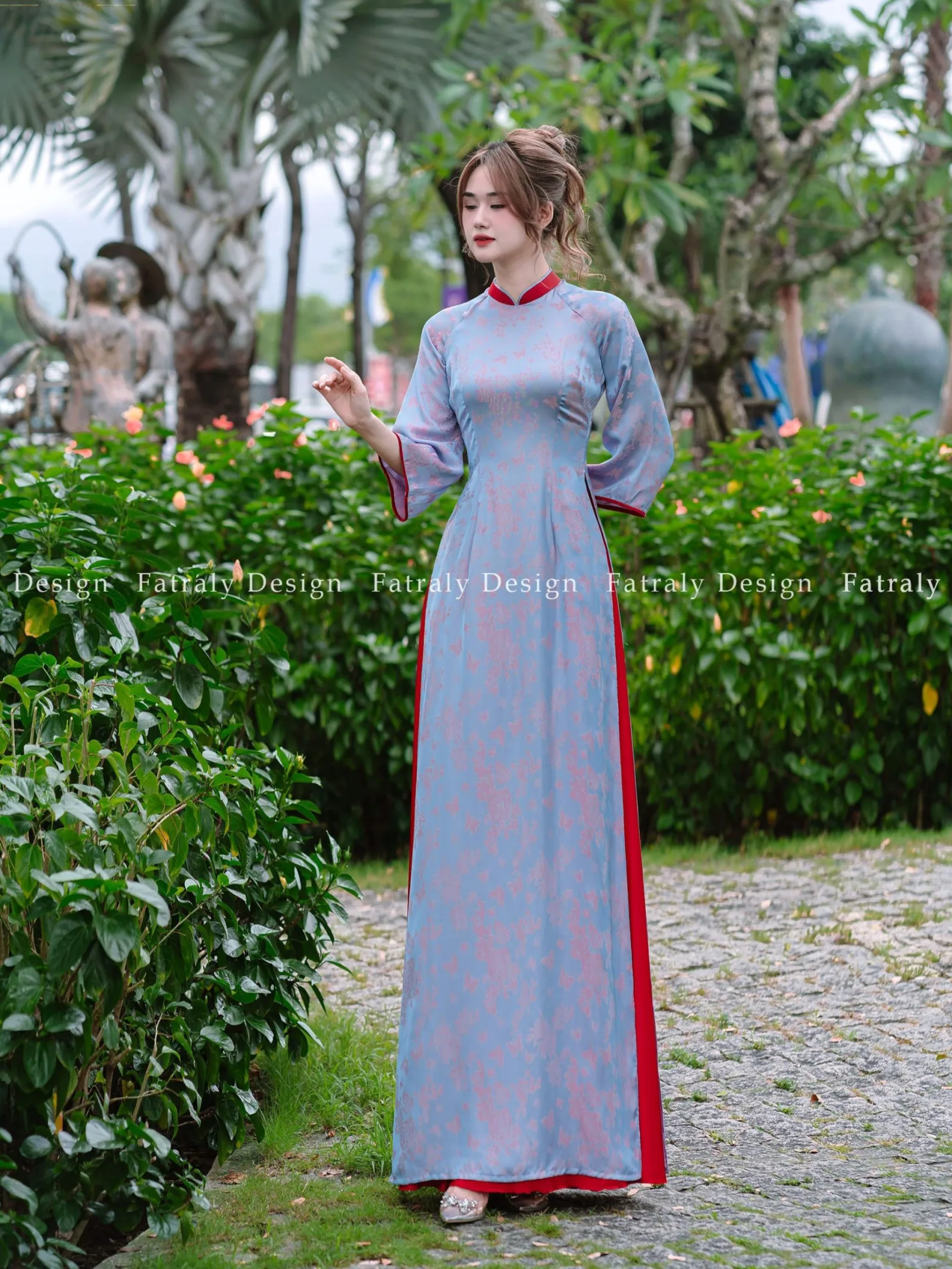 [ADTK 107] Áo dài nữ tơ tằm tây thi phối viền đỏ
