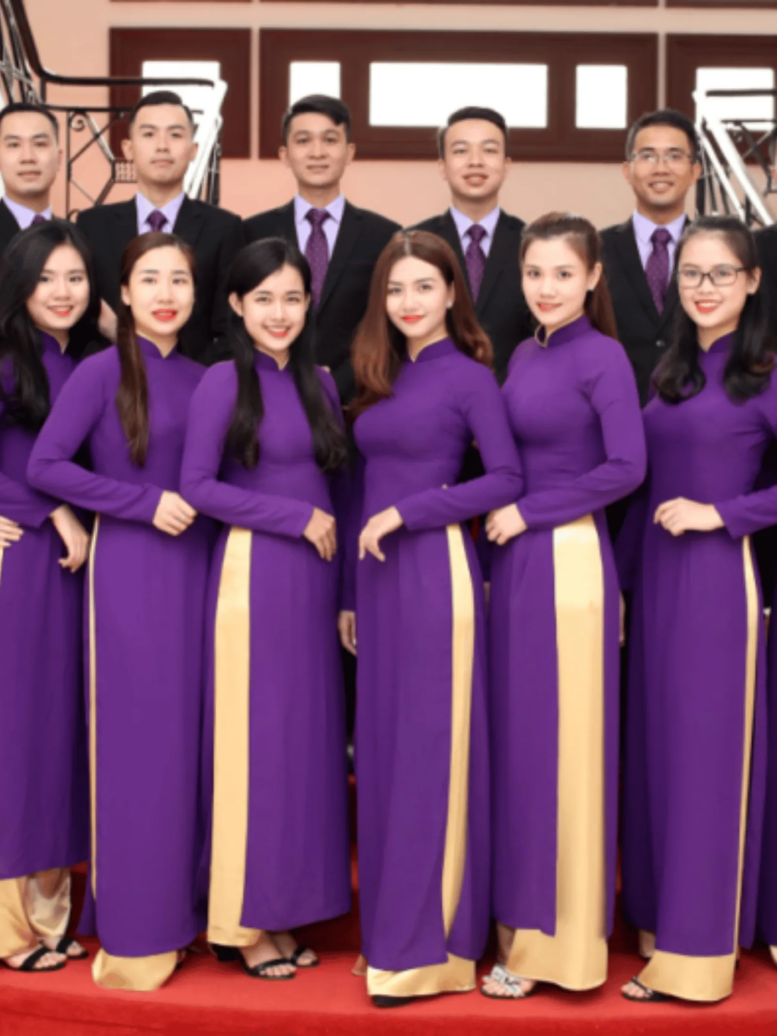 Áo dài đồng phục cổ vuông tròn vải lụa Thái Tuấn Fatraly