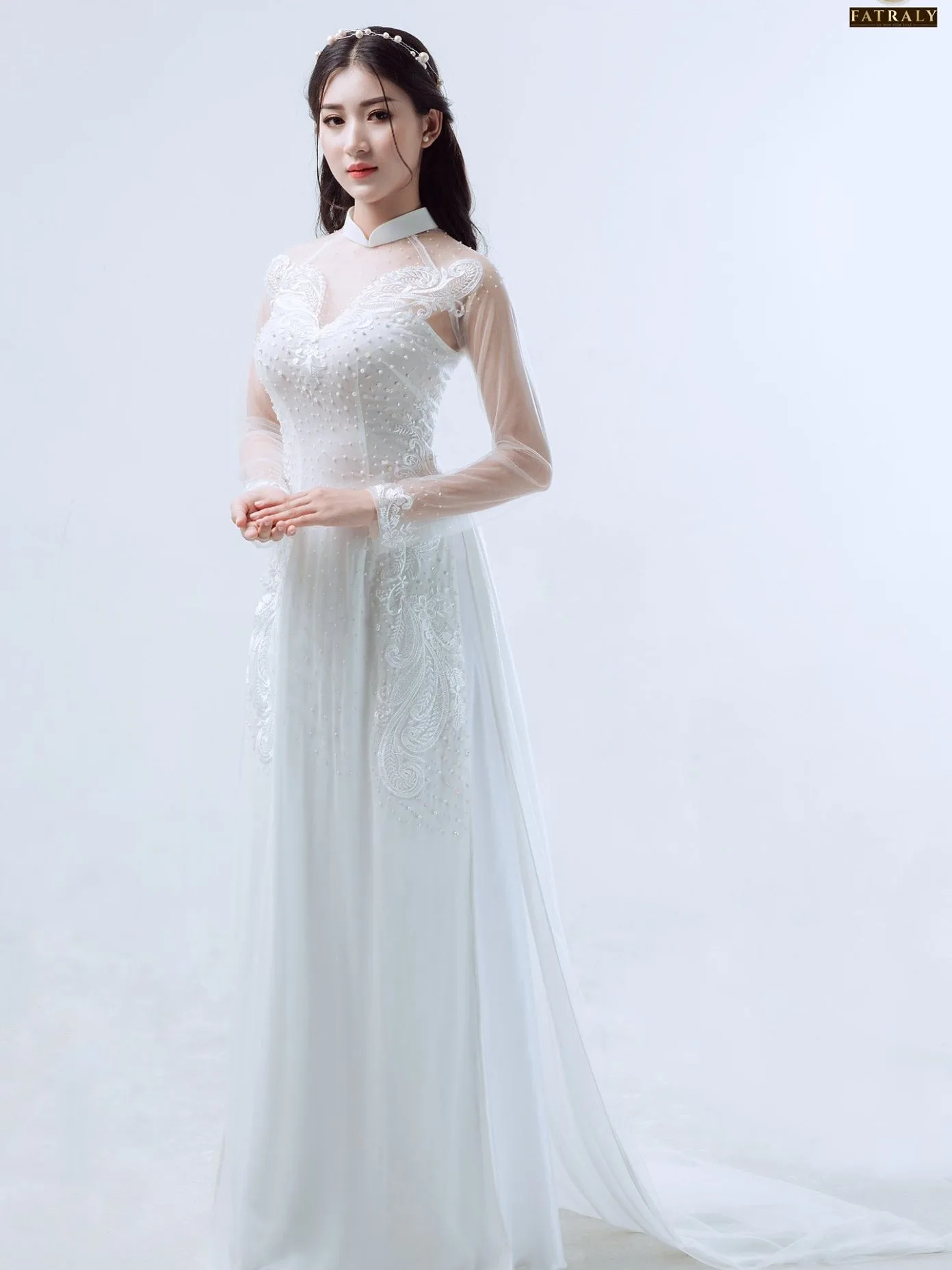 Áo dài vải lụa satin thái tuấn Fatraly