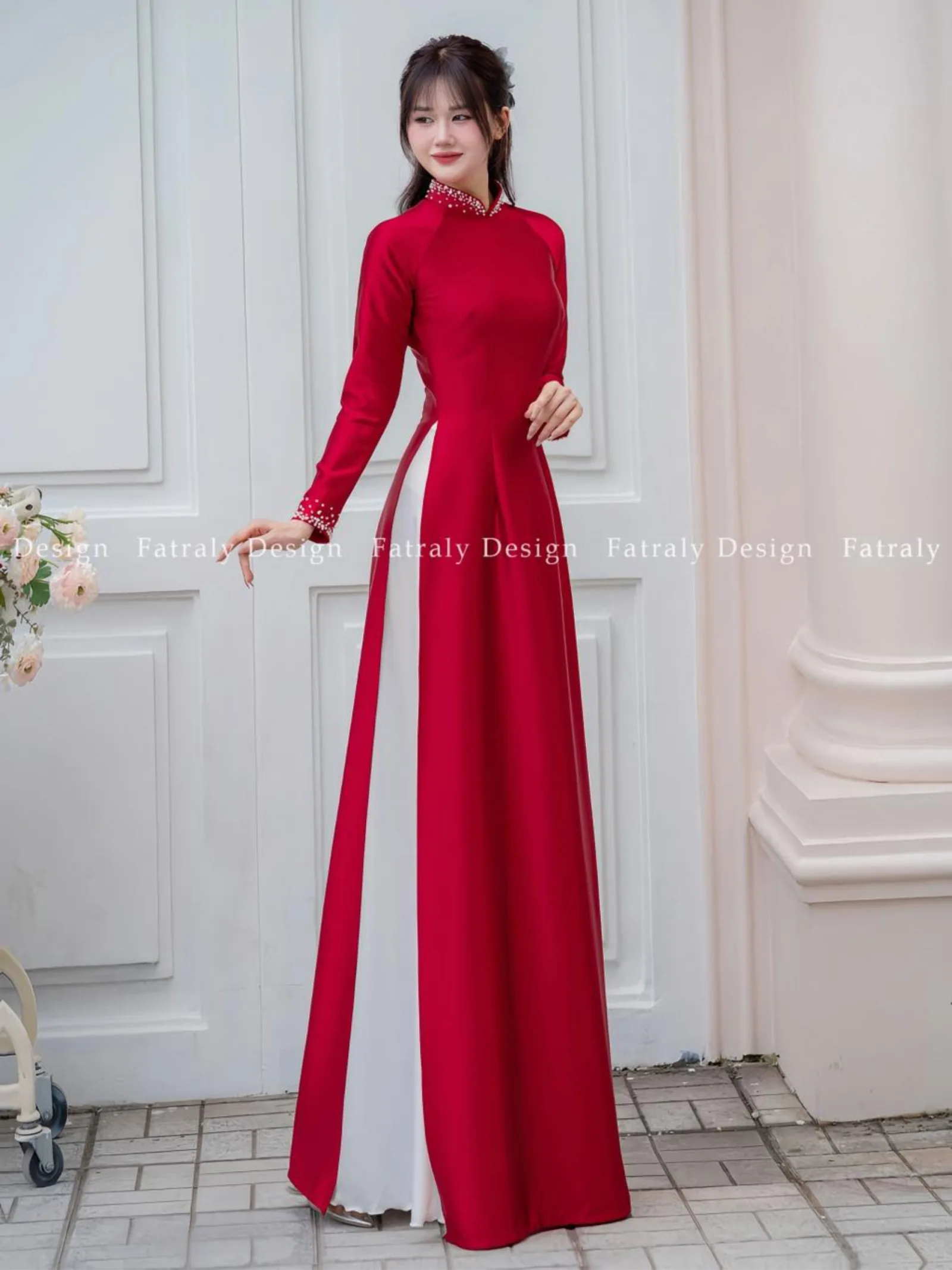 Áo dài cho thuê Ngọc Sương vải lụa satin Fatraly