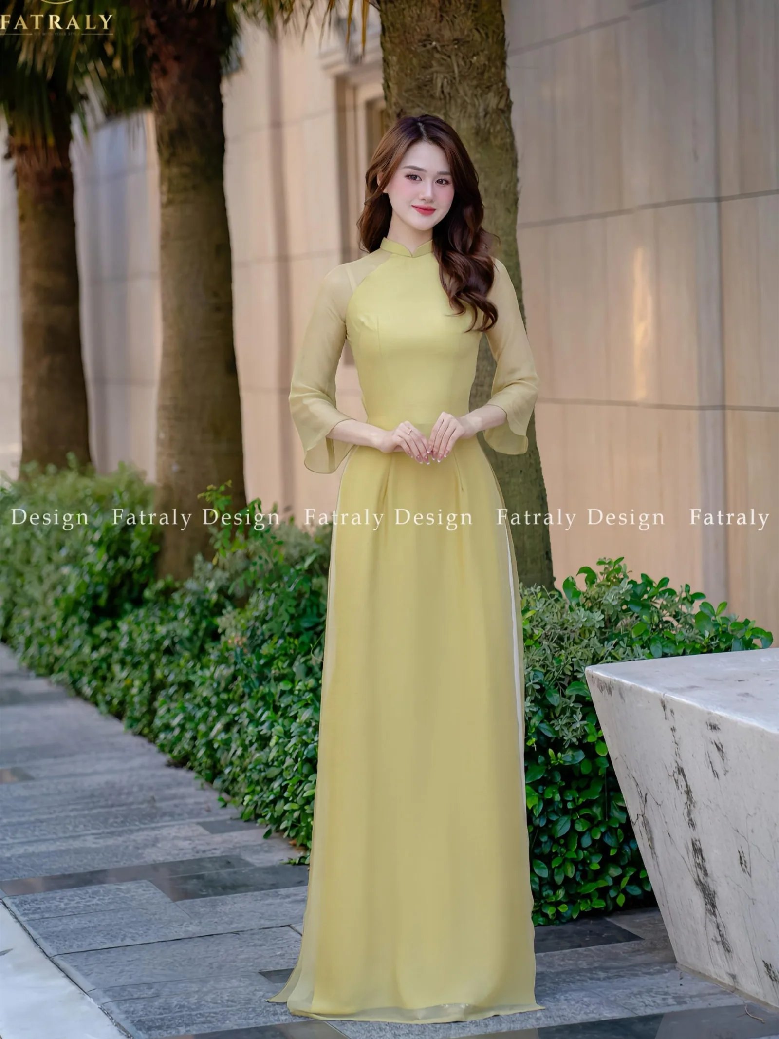 Áo dài Bốn Mùa tơ lót lụa 4 tà cổ trụ Fatraly