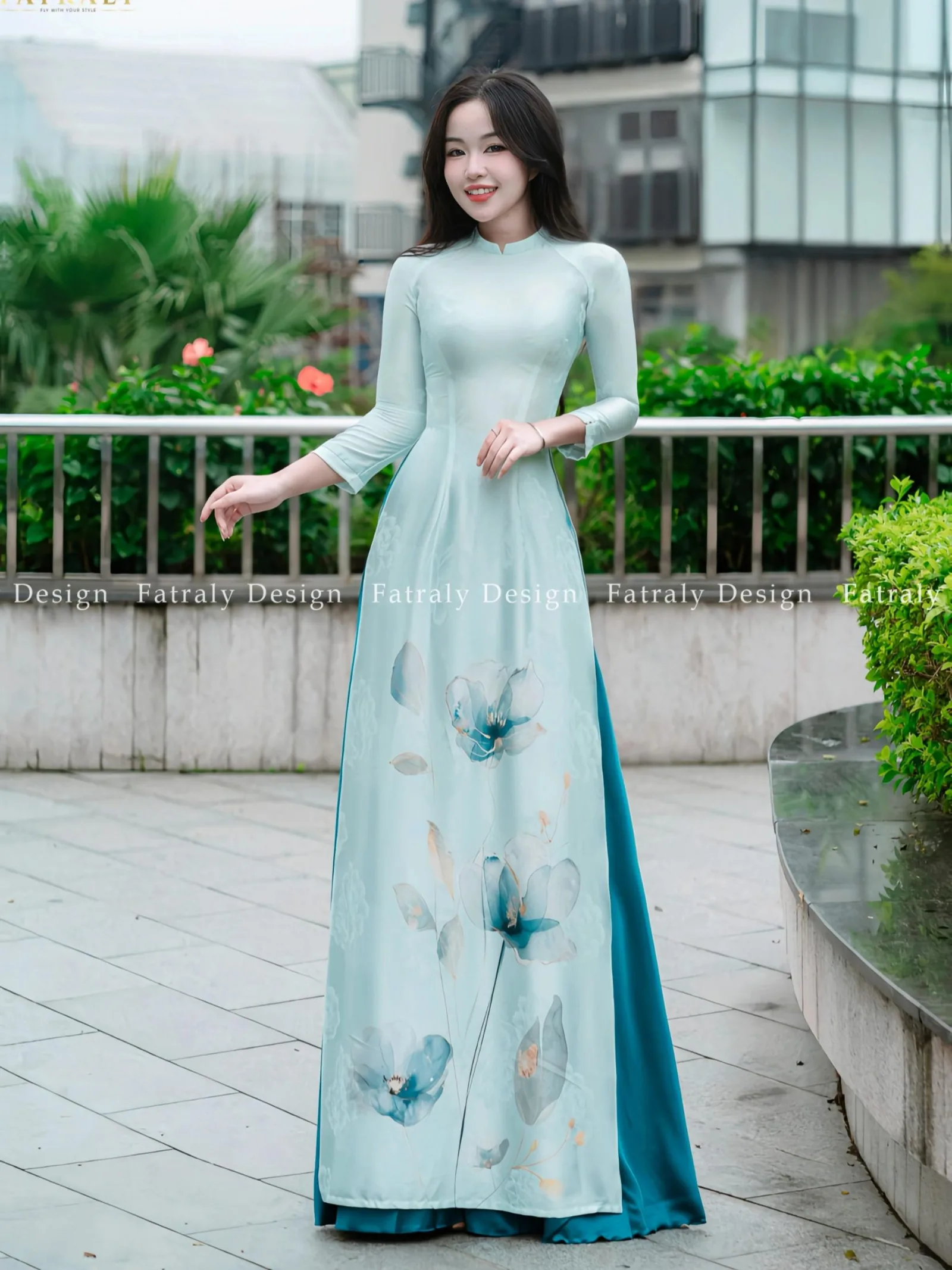 Áo dài cho thuê vải lụa gấm tơ tằm chân hoa xanh Fatraly