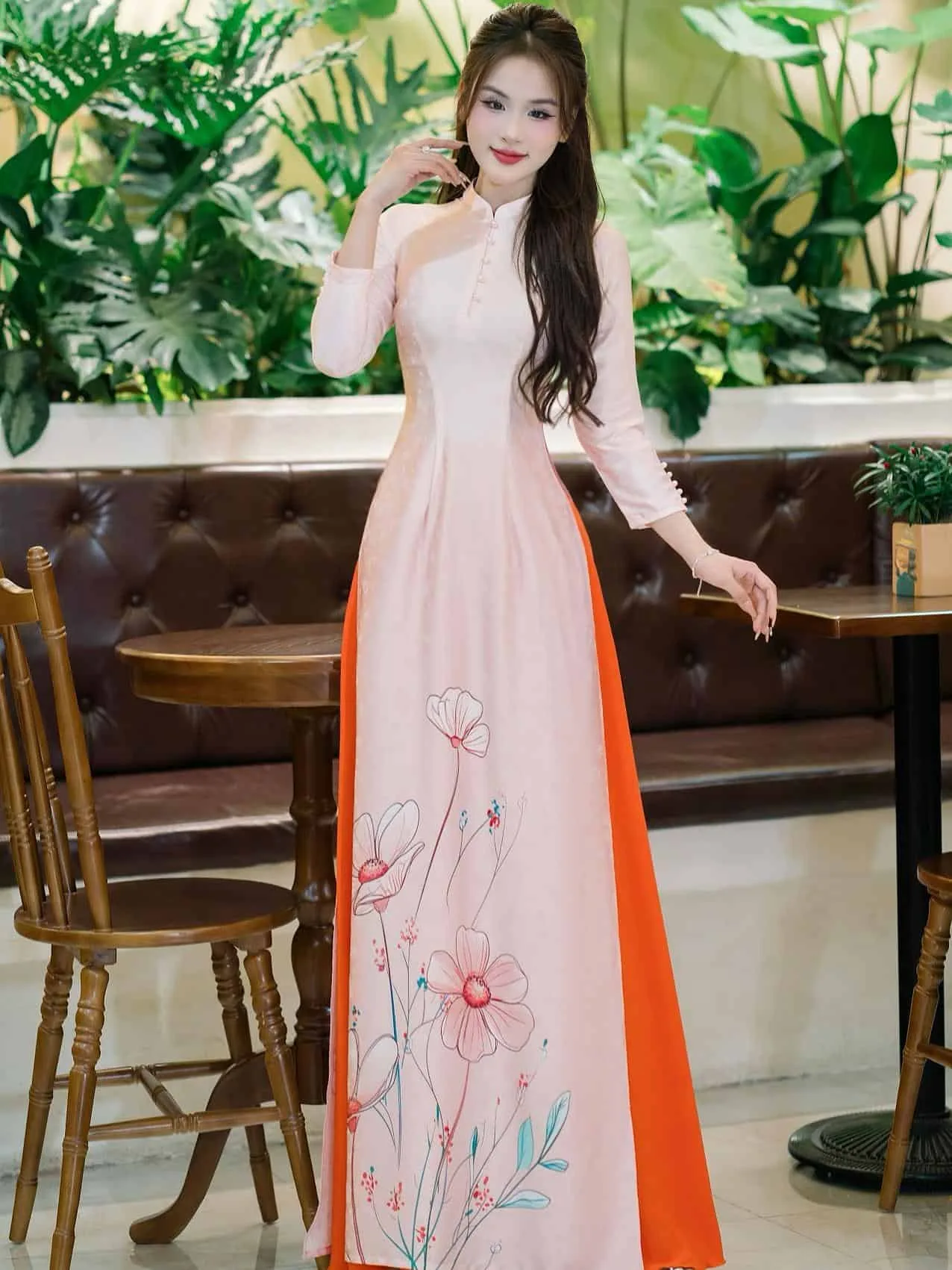 Áo dài cho thuê Cánh Hoa vải lụa gấm tơ tằm Fatraly